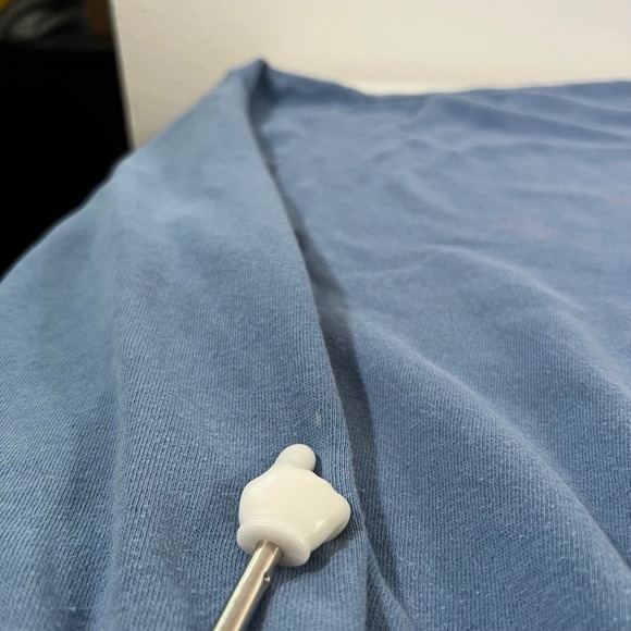 MC Sportswear Beary Special Grandma Crewneck Sweatshirt Blue XL Embroidered FLAW - Picture 7 of 8